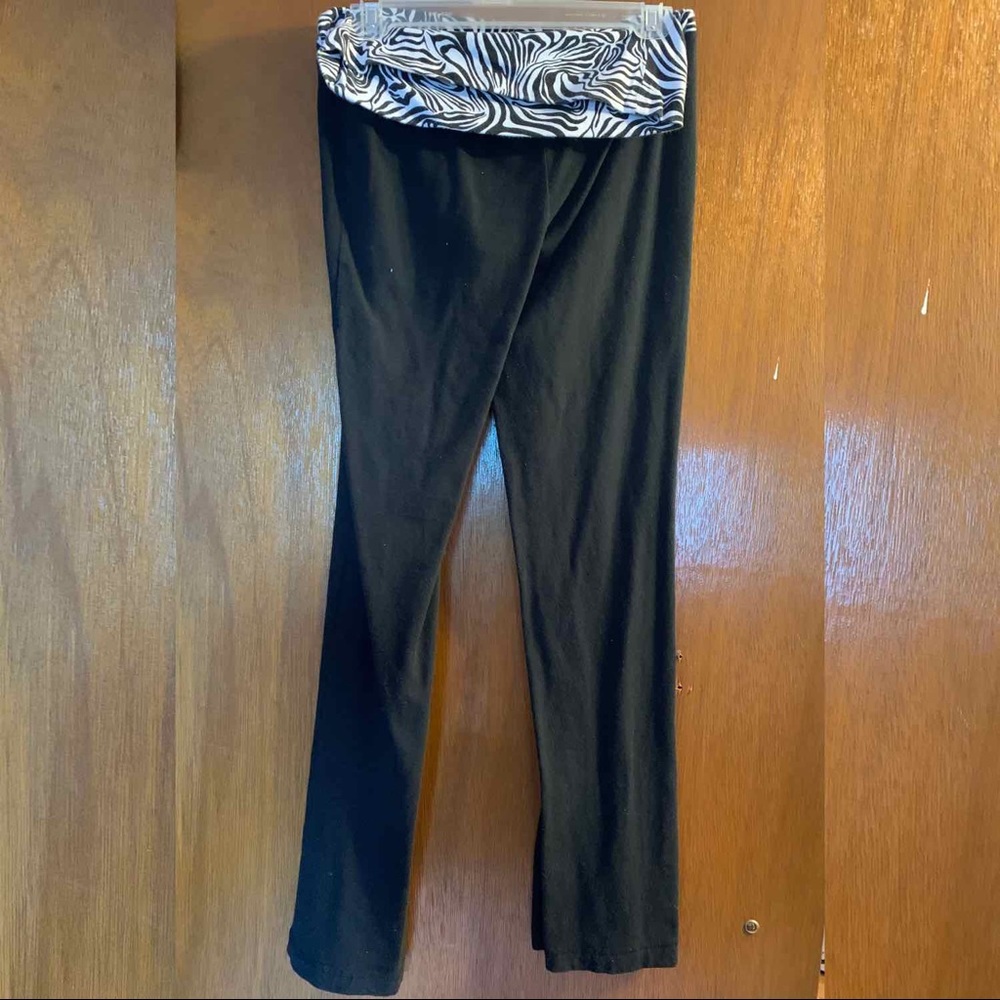 Zebra Black Bootleg Leggings